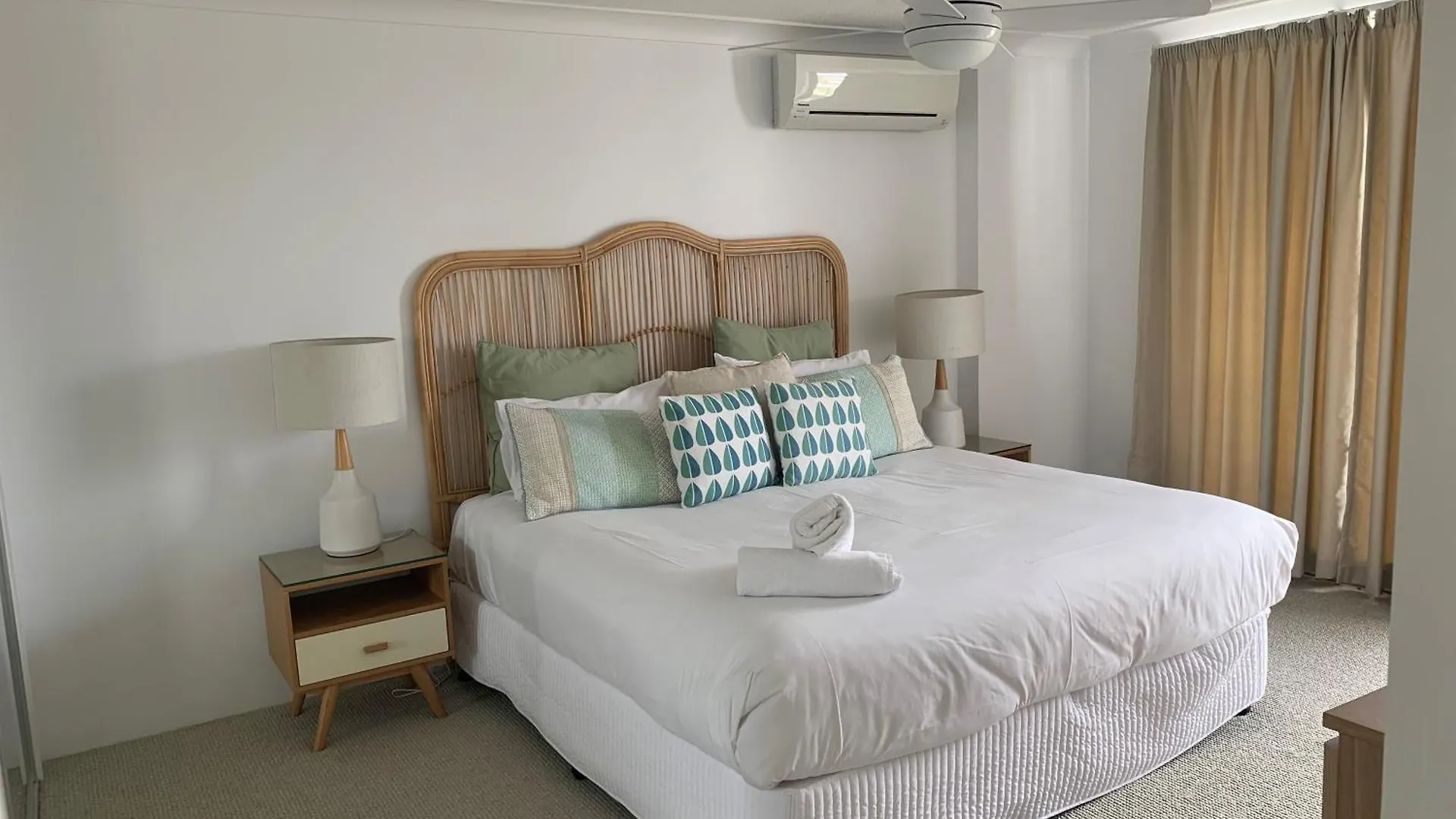La Pacifique Apartments Gold Coast