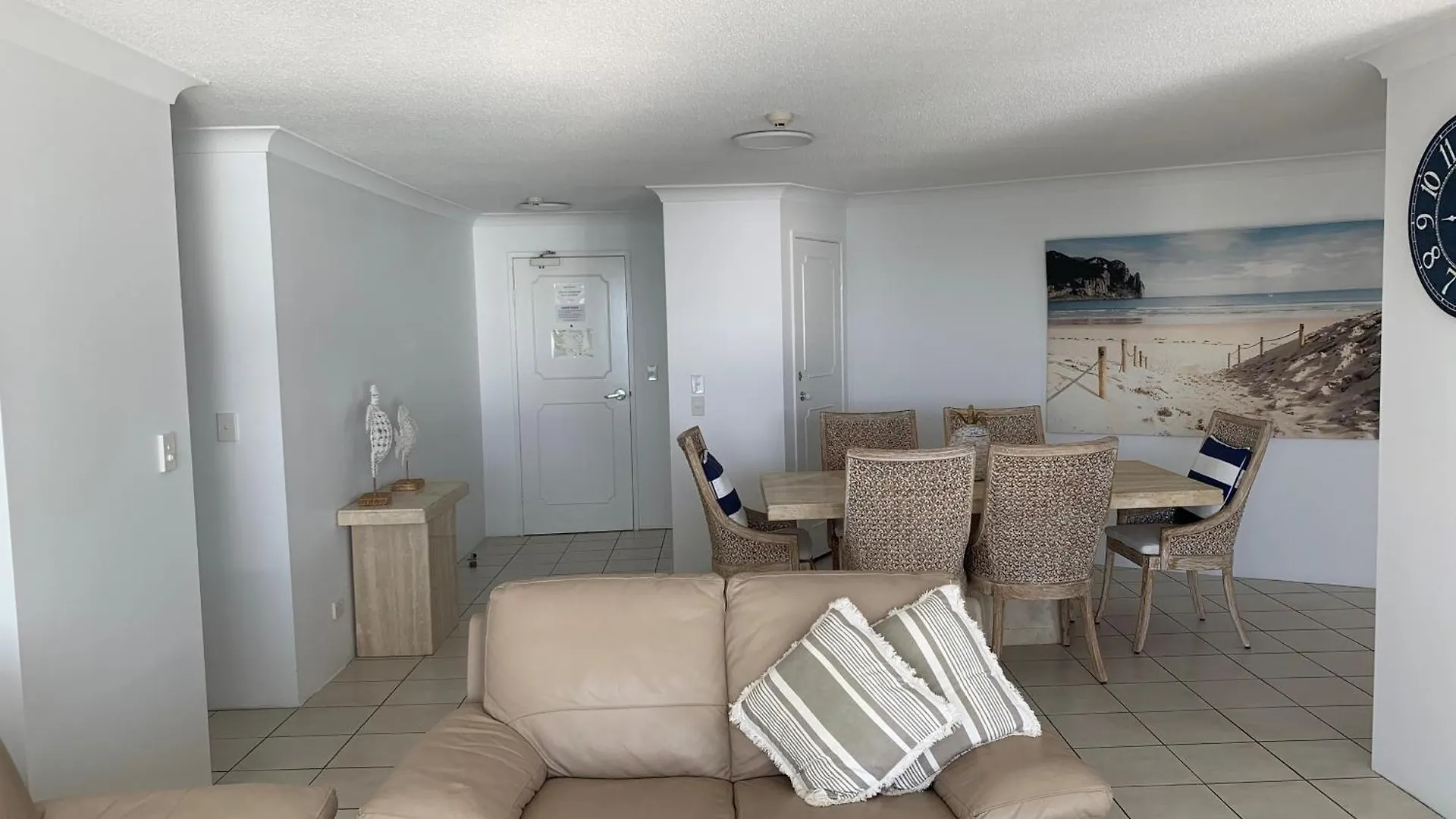 La Pacifique Apartments Gold Coast