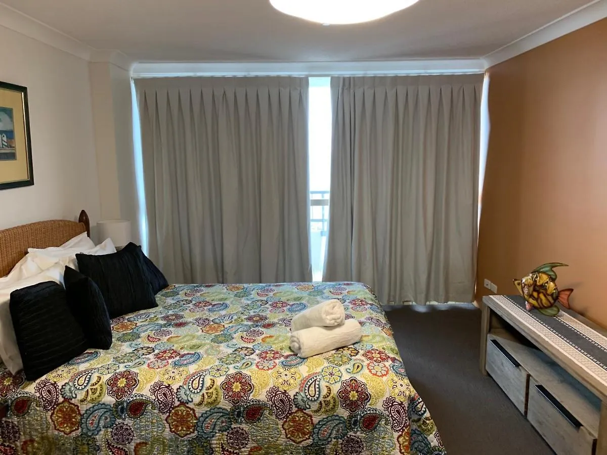 La Pacifique Apartments Gold Coast