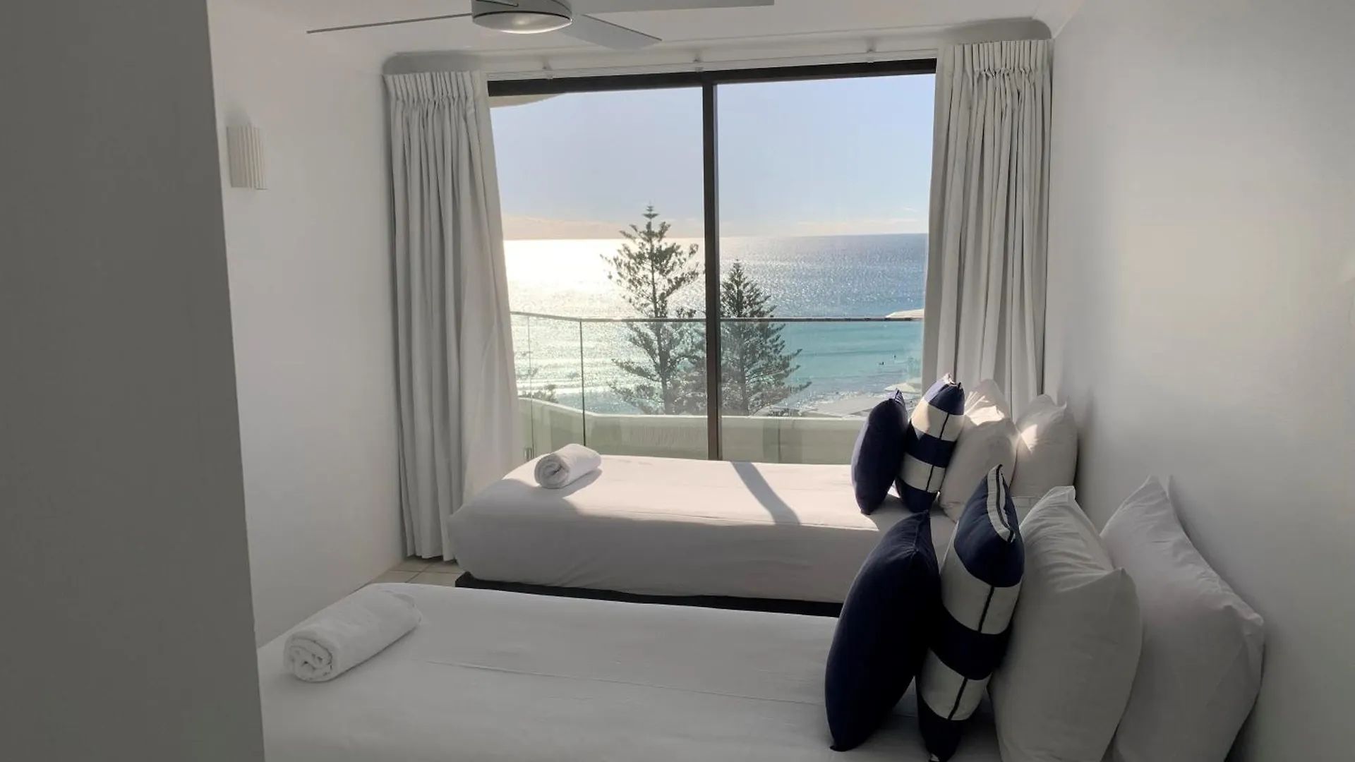 La Pacifique Apartments Gold Coast