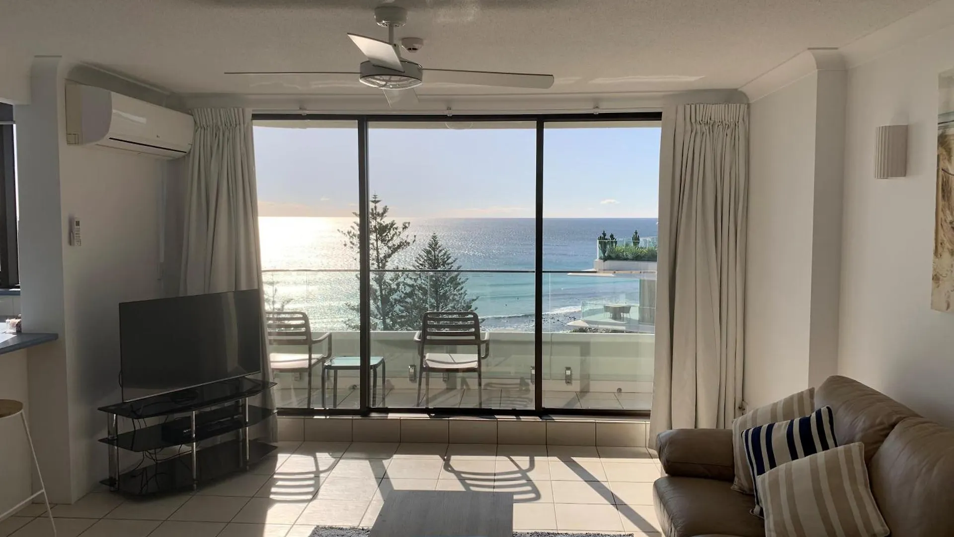 La Pacifique Apartments Gold Coast