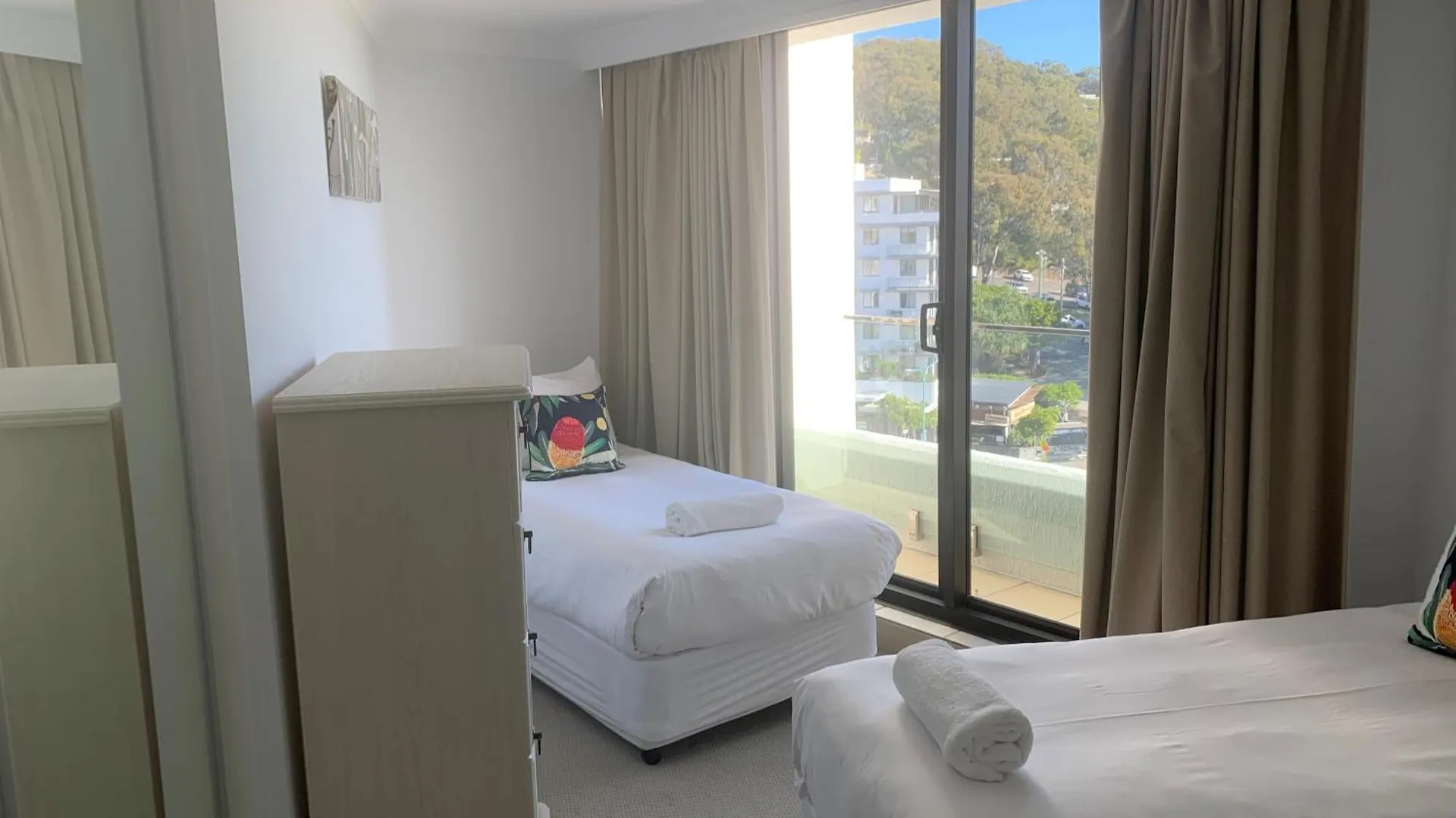 La Pacifique Apartments Gold Coast 0*,  Australia